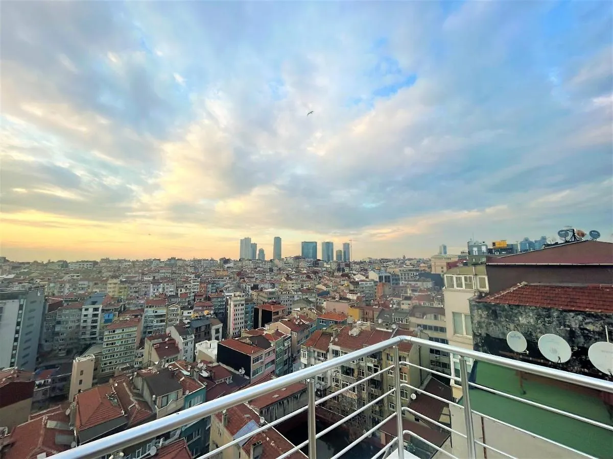 Vvr Hotel Istanbul 4*,